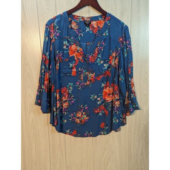 Torrid Sz 2, 2X Blue Harper Georgette Floral Blouse Sheer 3/4 Sleeve V Neck Top - Picture 1 of 6